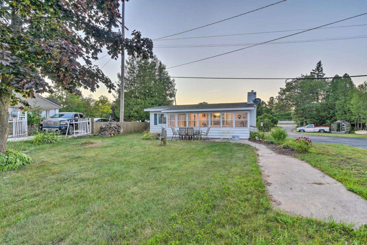 East Tawas Cabin With Lake Huron Access And Views Luaran gambar
