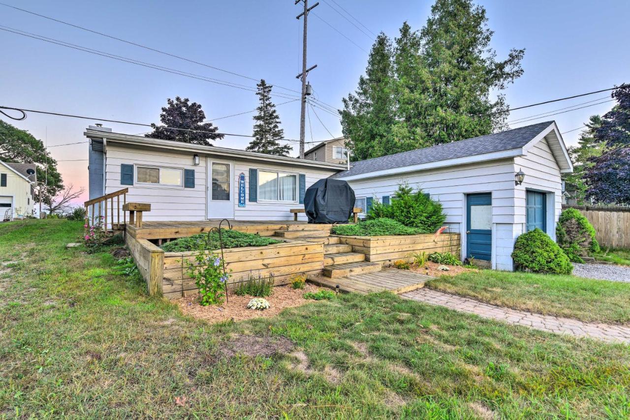 East Tawas Cabin With Lake Huron Access And Views Luaran gambar